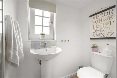34 Main Street,
Mid Calder,
West Lothian,
EH53 0AN - image 32