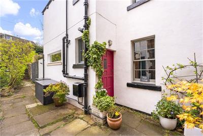 Hope Cottage,
53 Westgate,
North Berwick,
East Lothian,
EH39 4AG - image 3