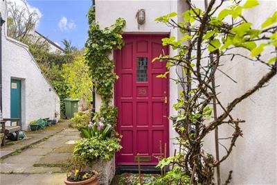 Hope Cottage,
53 Westgate,
North Berwick,
East Lothian,
EH39 4AG - image 32