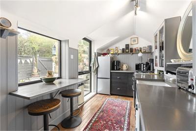 Hope Cottage,
53 Westgate,
North Berwick,
East Lothian,
EH39 4AG - image 9