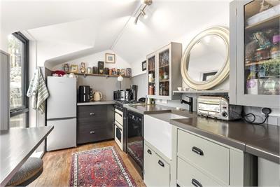 Hope Cottage,
53 Westgate,
North Berwick,
East Lothian,
EH39 4AG - image 10