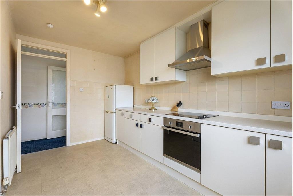 24 Howden Hall Loan,
Liberton,
Edinburgh,
EH16 6UY - image 10