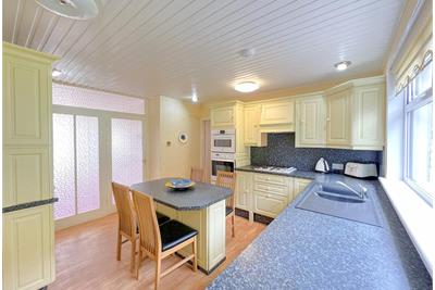 Kon-Tiki,
Bullwood Road,
PA23 7QN - image 13