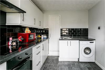 4/14 Calder Grove, Edinburgh, EH11 4ND - image 5