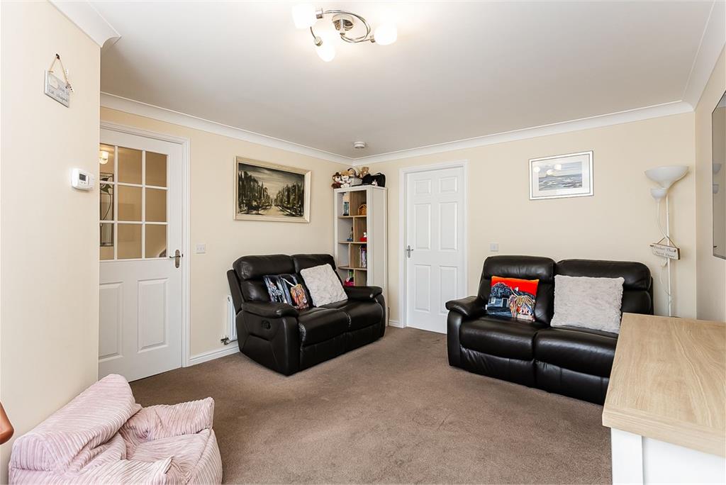 3 Fullarton Bank,
Tranent,
EH33 1EY - image 4