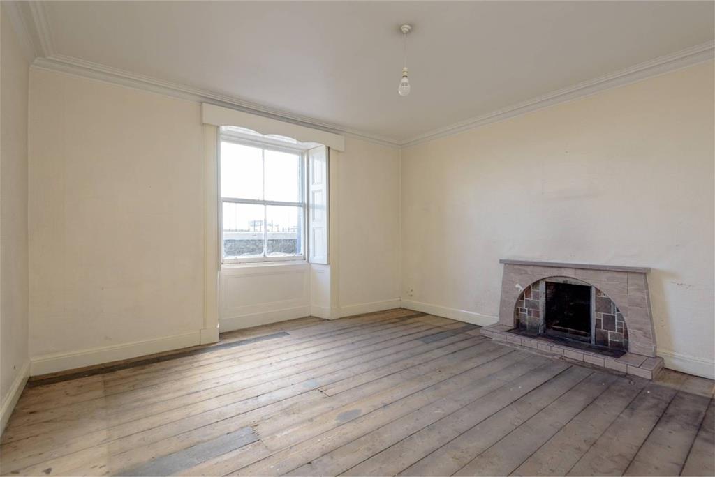 Beach House, 8 Melbourne Road, North Berwick, EH39 4JP - image 3