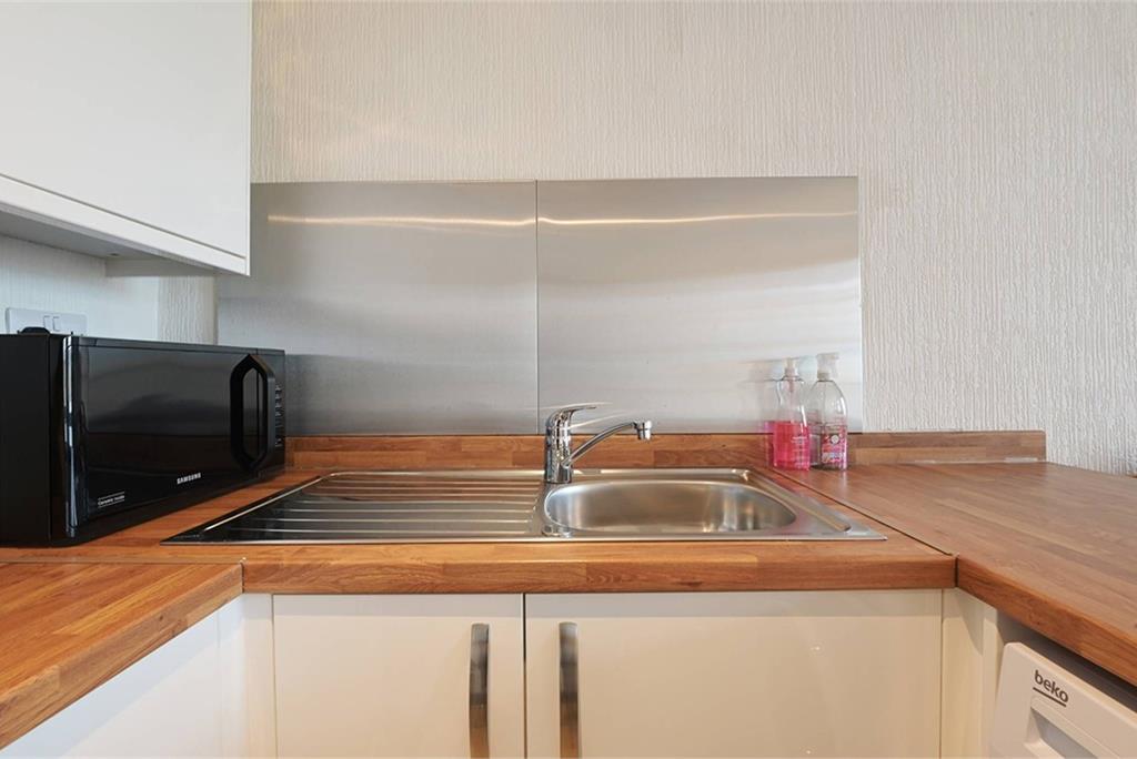 112A/11 West Bow, Old Town, Edinburgh, EH1 2HH - image 8
