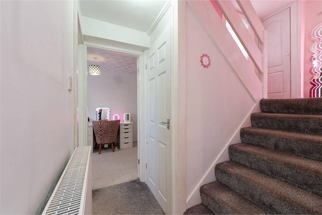 48D Braeface Road, Cumbernauld, Glasgow, G67 1HQ - image 15