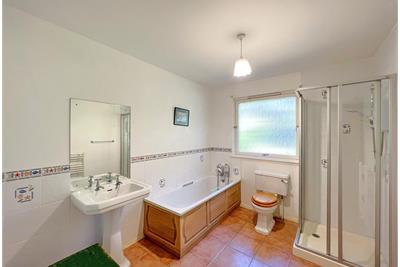Thalassa,
Victoria Road,
Hunters Quay,
Dunoon,
PA23 8JY - image 20