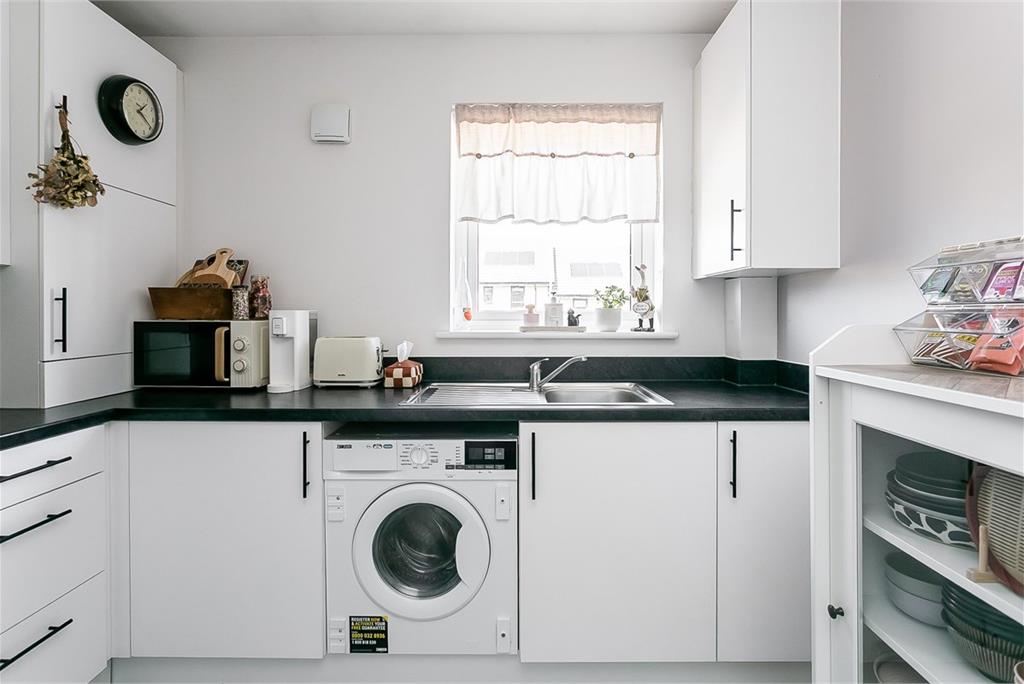 226 Greenwell Wynd,
Edinburgh,
EH17 8WP - image 8