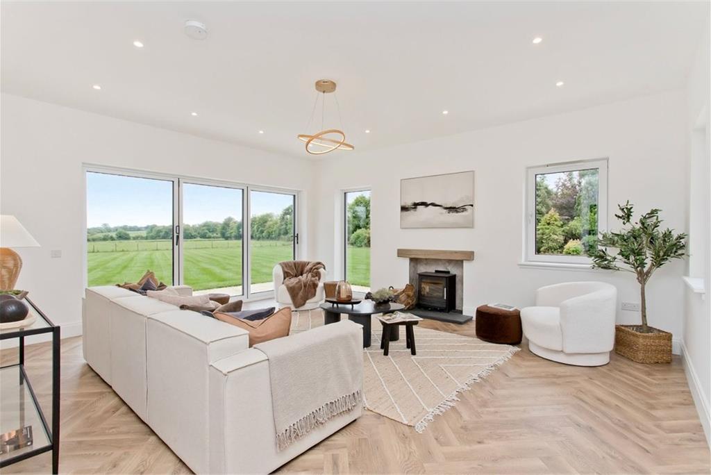 The Aspen, 1 Inveroe Steadings, Balerno, Edinburgh, EH14 7FL - image 11