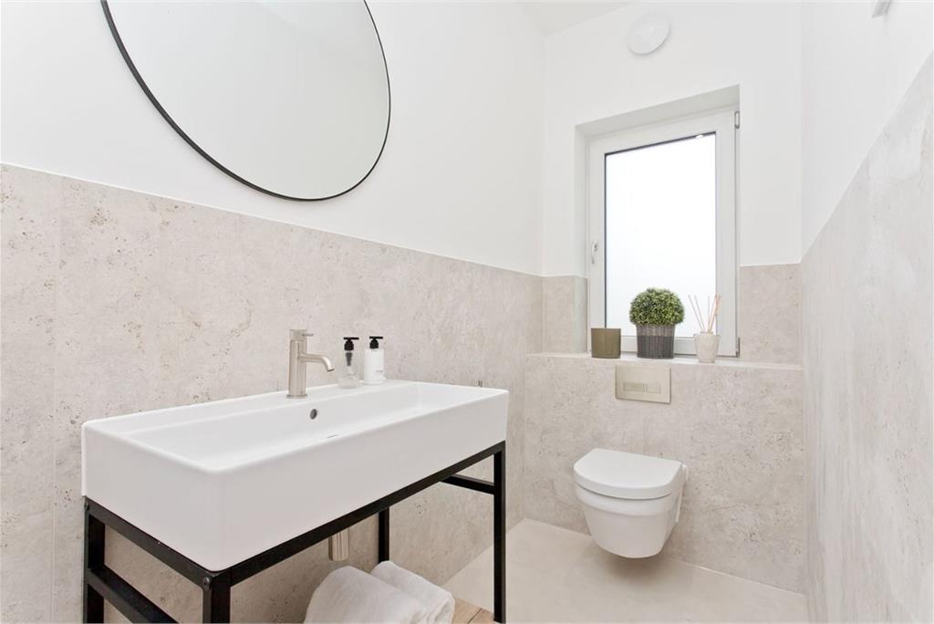 The Aspen, 1 Inveroe Steadings, Balerno, Edinburgh, EH14 7FL - image 16