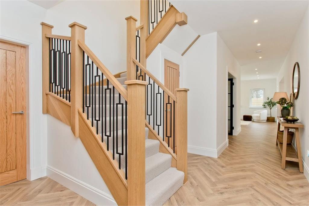 The Aspen, 1 Inveroe Steadings, Balerno, Edinburgh, EH14 7FL - image 3