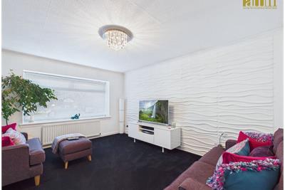 Castleview Ave
Paisley - image 2