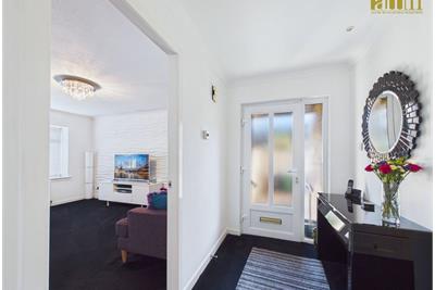 Castleview Ave
Paisley - image 11