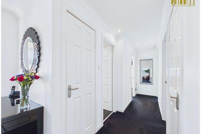 Castleview Ave
Paisley - image 12