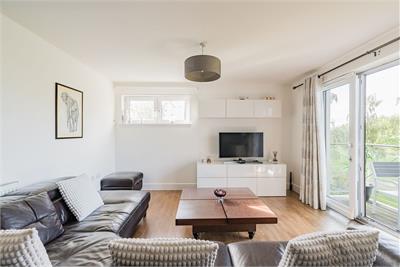2/4 Burnbrae Park, Edinburgh, EH12 8AN - image 21