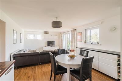 2/4 Burnbrae Park, Edinburgh, EH12 8AN - image 23