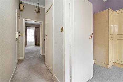 67/6 Cumberland Street, Edinburgh, EH3 6RD - image 12