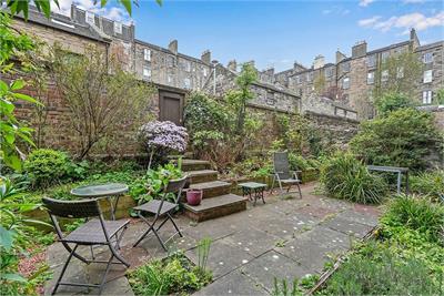 67/6 Cumberland Street, Edinburgh, EH3 6RD - image 13