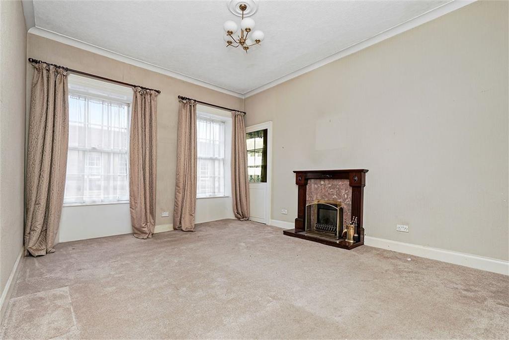 67/6 Cumberland Street, Edinburgh, EH3 6RD - image 3