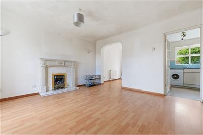 18 Letham Gait, Dalgety Bay, KY11 9GT - image 2
