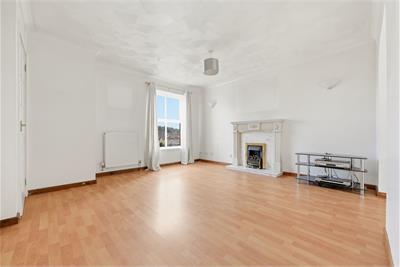 18 Letham Gait, Dalgety Bay, KY11 9GT - image 3