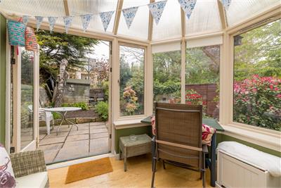 8/2 Greenhill Park, Edinburgh, EH10 4DW - image 25