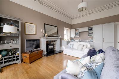 8/2 Greenhill Park, Edinburgh, EH10 4DW - image 6