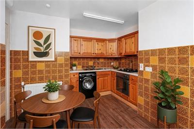 16 Meadowbank Terrace, Meadowbank, Edinburgh, EH8 7AS - image 4