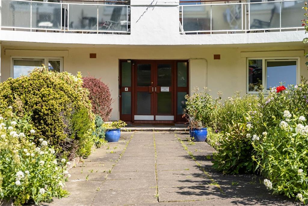 4/17 Orchard Brae Avenue, Edinburgh, EH4 2HW - image 13