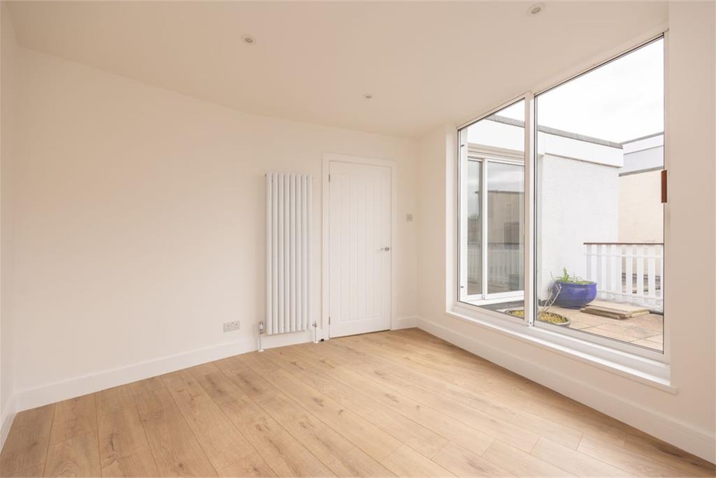 4/17 Orchard Brae Avenue, Edinburgh, EH4 2HW - image 28