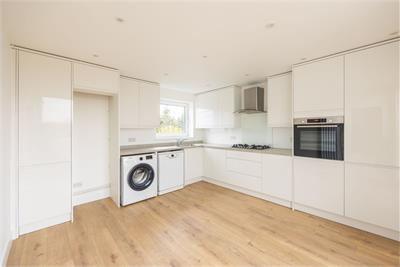 4/17 Orchard Brae Avenue, Edinburgh, EH4 2HW - image 6