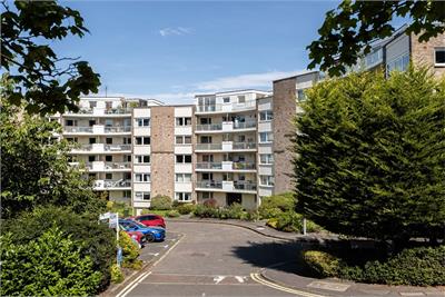 4/17 Orchard Brae Avenue, Edinburgh, EH4 2HW - image 1