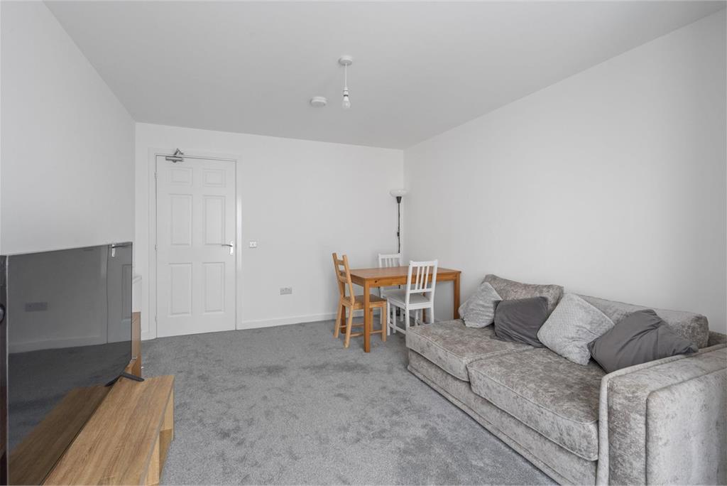Flat 9,
49 Milligan Drive,
Edinburgh,
EH16 4DA - image 4