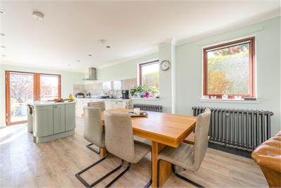 Parkdale,
Croft Park,
Kelso,
TD5 7ET - image 3