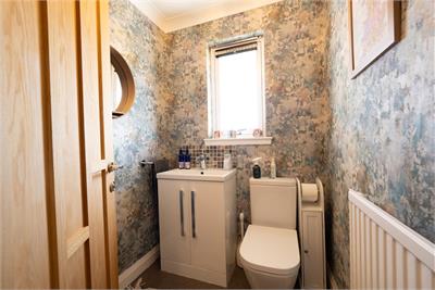 Parkdale,
Croft Park,
Kelso,
TD5 7ET - image 7