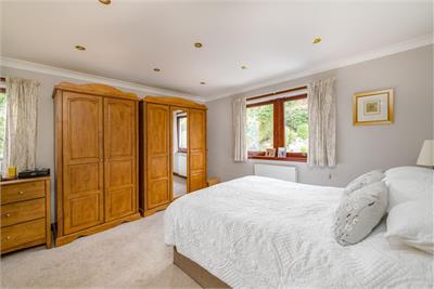 Parkdale,
Croft Park,
Kelso,
TD5 7ET - image 8