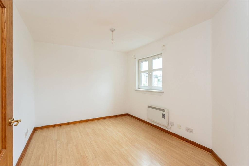 4 Merchants Way, , Inverkeithing, KY11 1PE - image 9