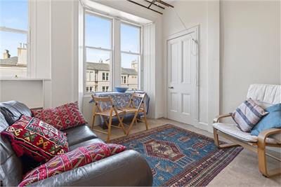 20 3F2 Spottiswoode Road,
Marchmont,
Edinburgh,
EH9 1BQ - image 15