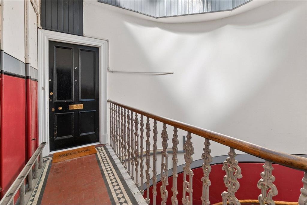 20 3F2 Spottiswoode Road,
Marchmont,
Edinburgh,
EH9 1BQ - image 18