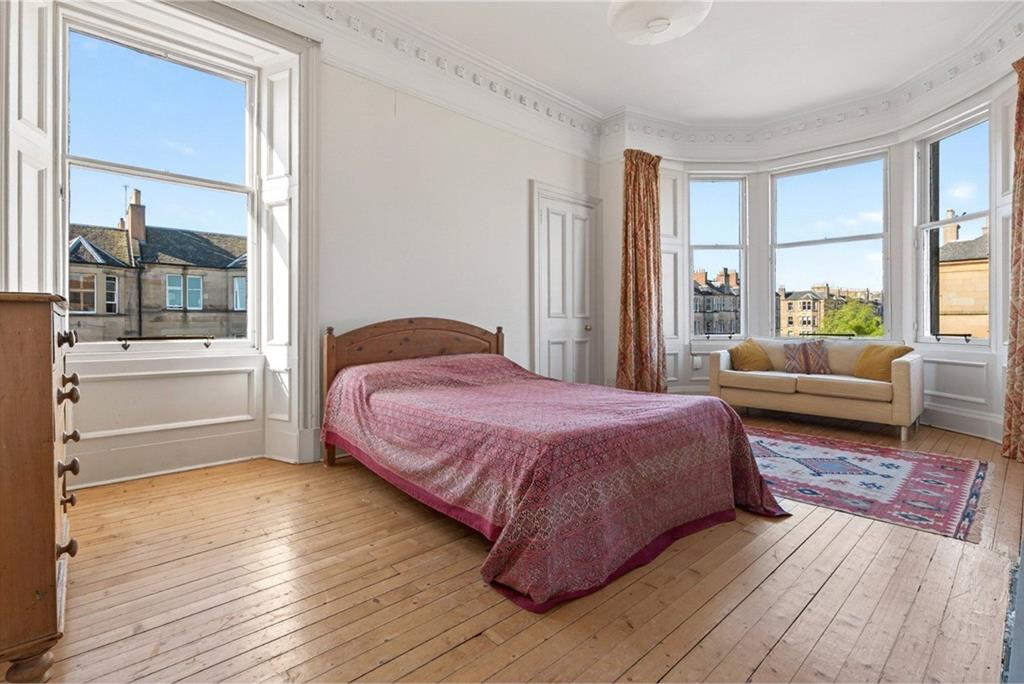 20 3F2 Spottiswoode Road,
Marchmont,
Edinburgh,
EH9 1BQ - image 6