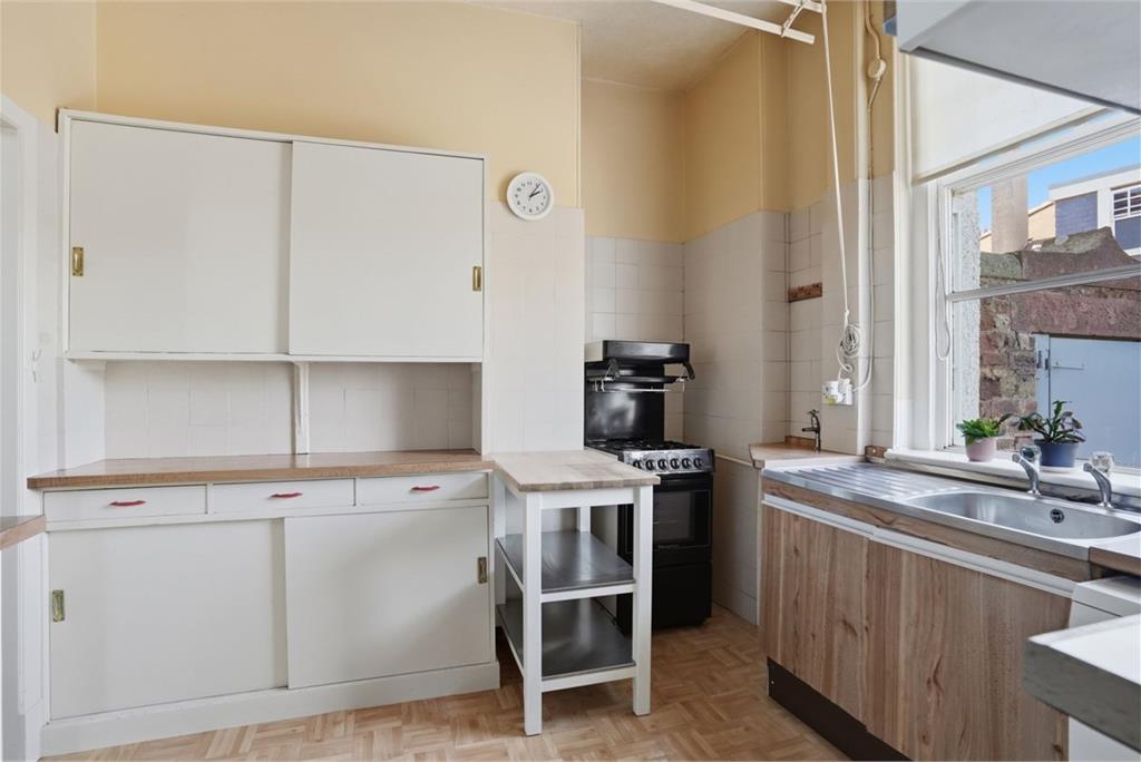 Eastrigg, Queen's Road, Dunbar, EH42 1LN - image 11