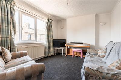 64a Clerk Street, Loanhead, EH20 9RG - image 2