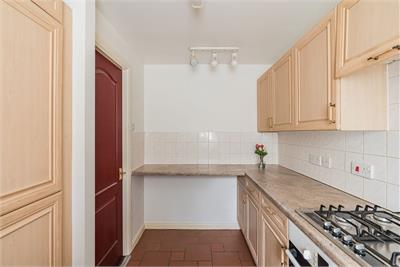 133/2 Gylemuir Road, Edinburgh, EH12 7DL - image 12