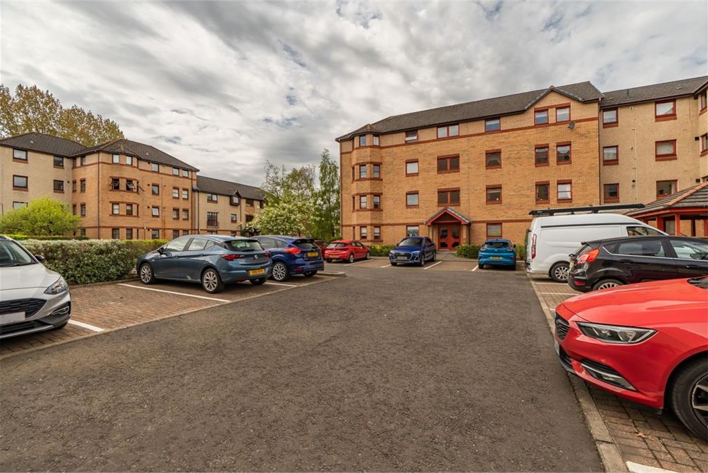 133/2 Gylemuir Road, Edinburgh, EH12 7DL - image 17