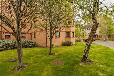 133/2 Gylemuir Road, Edinburgh, EH12 7DL - image 7