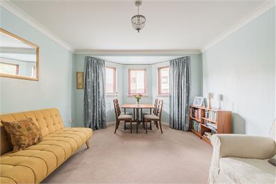133/2 Gylemuir Road, Edinburgh, EH12 7DL - image 8