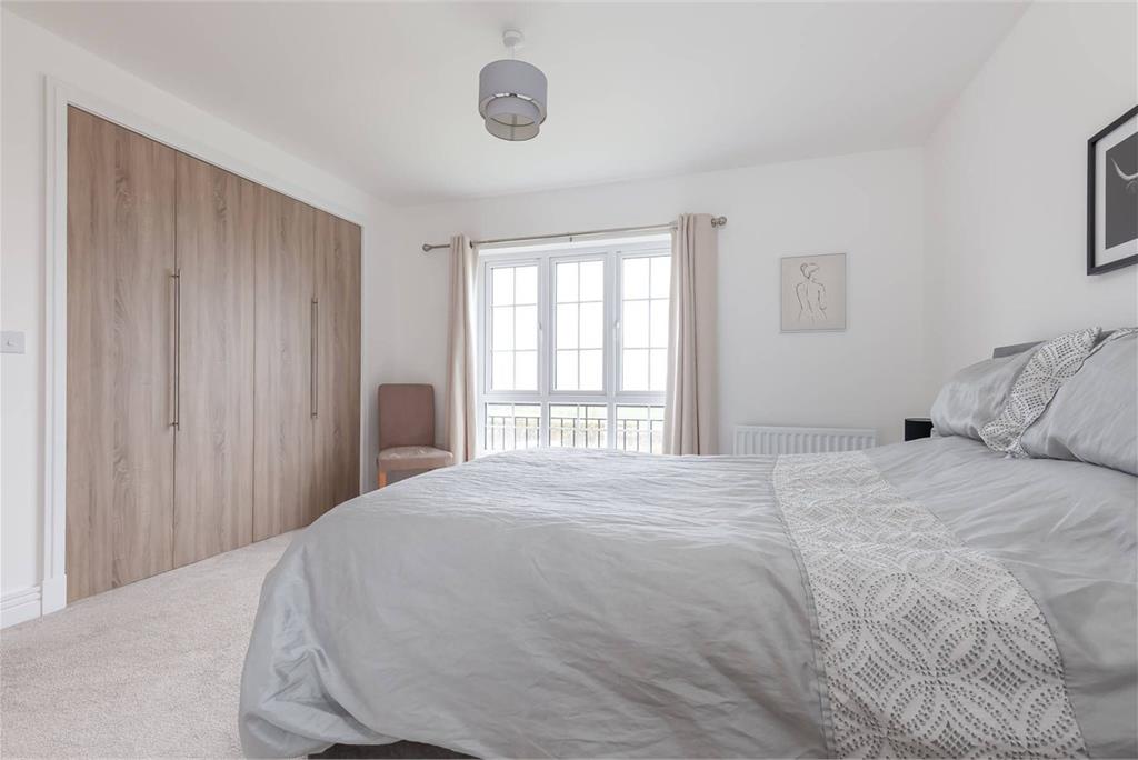 33 Whinstone Place, Ratho EH28 8AD - image 14