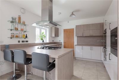 33 Whinstone Place, Ratho EH28 8AD - image 3